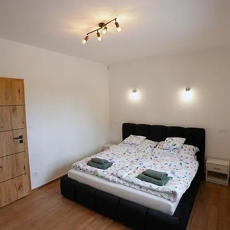 V Uličce Apartamento *